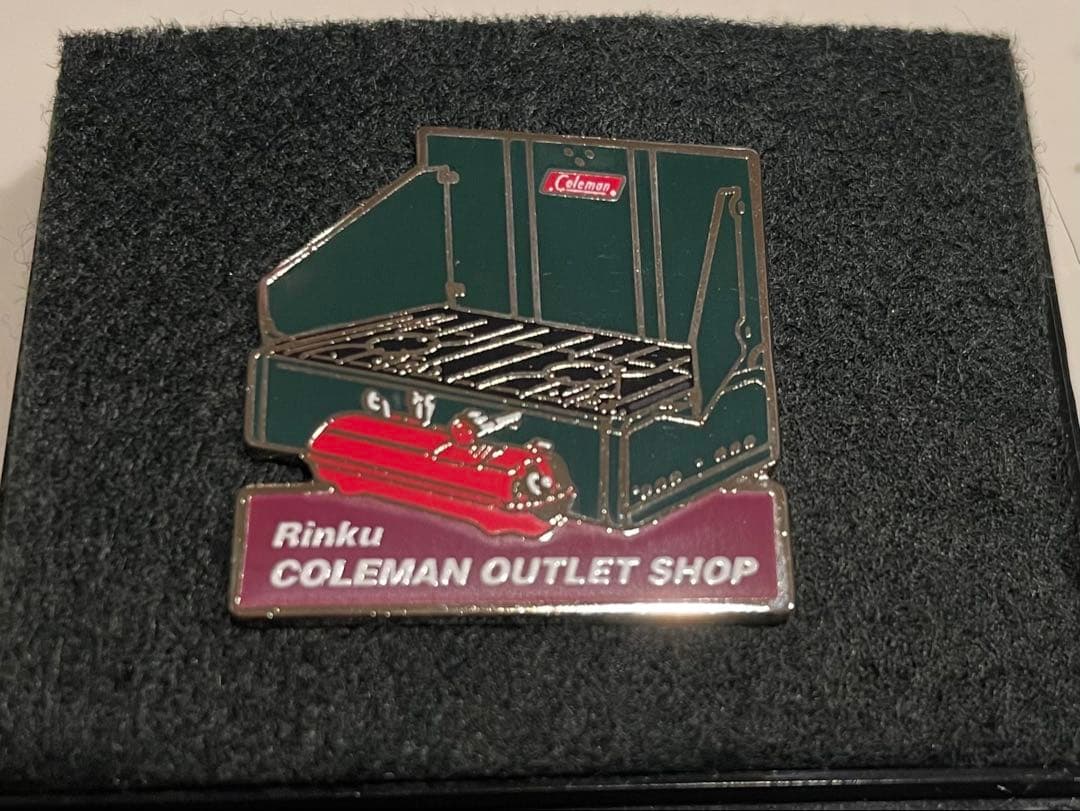 コールマン アウトレットショップ限定　非売品　ピンバッジ　バラ売り不可