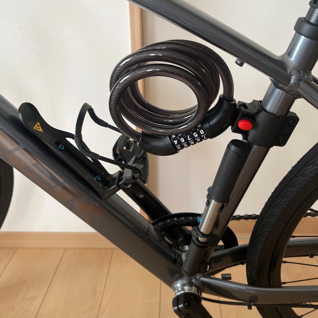 ***様 引き取り限定 最新 トレック TREK FX3 Gen4 Mサイズ 美