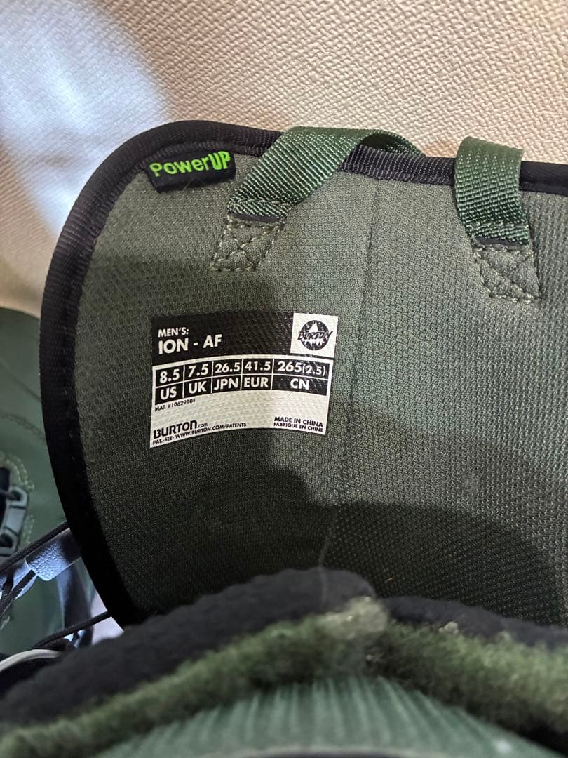 BURTONスノーボード用ブーツ