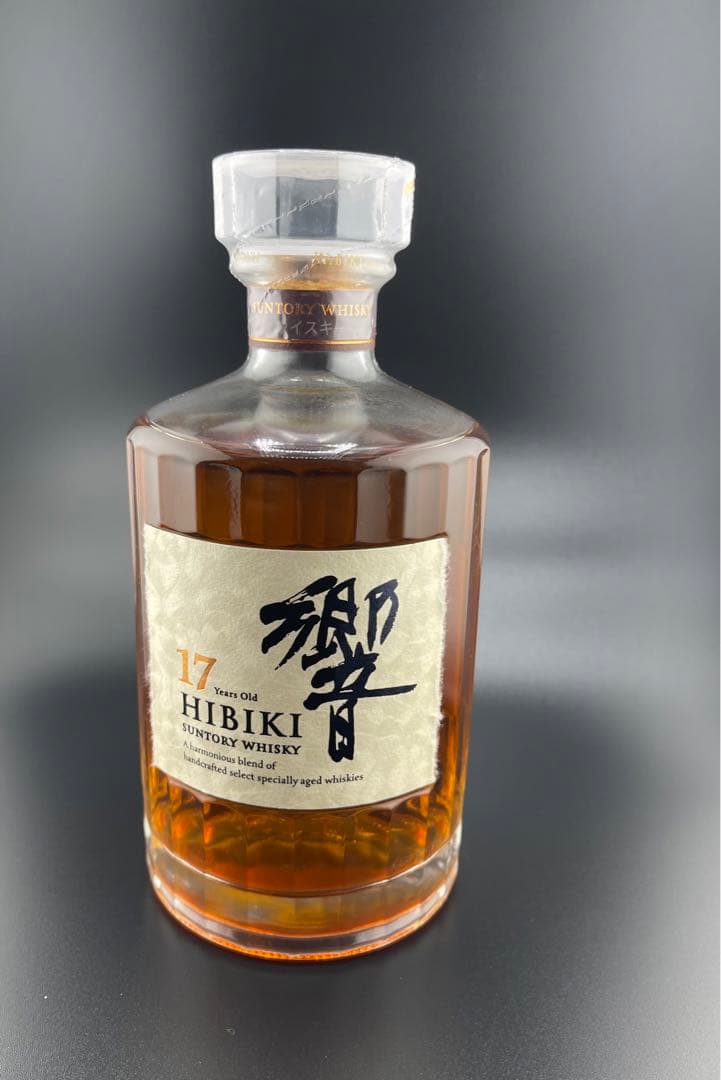 サントリー 響 17年 700ml ②