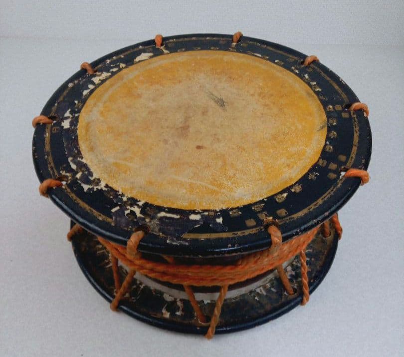 締め太鼓　直径35センチ厚み17センチ　和太鼓　お祭　黒漆塗り *AP11