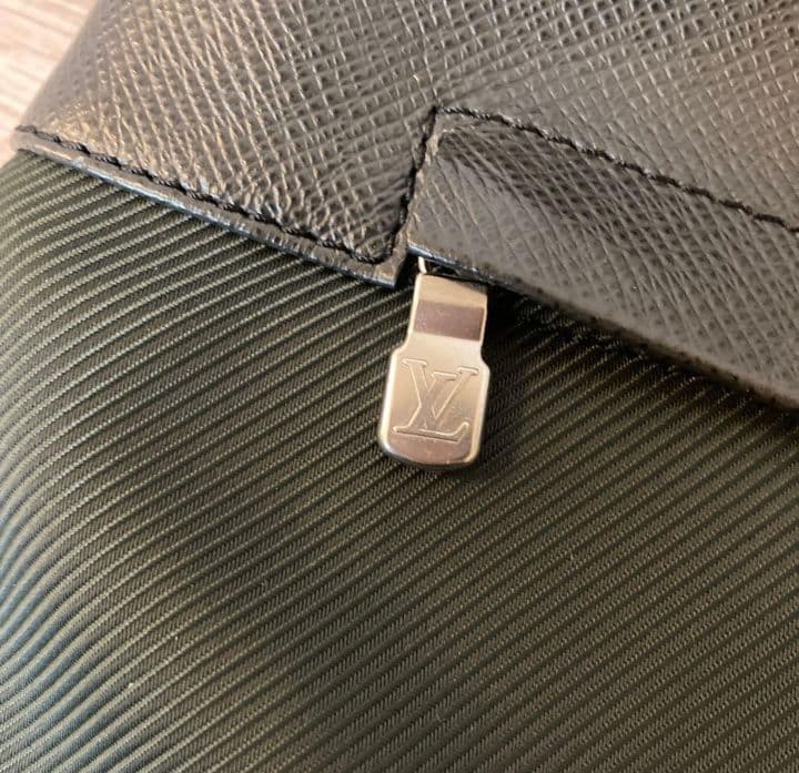 極美品　LOUIS VUITTON ルイヴィトン　ベルーガ　ショルダーバッグ