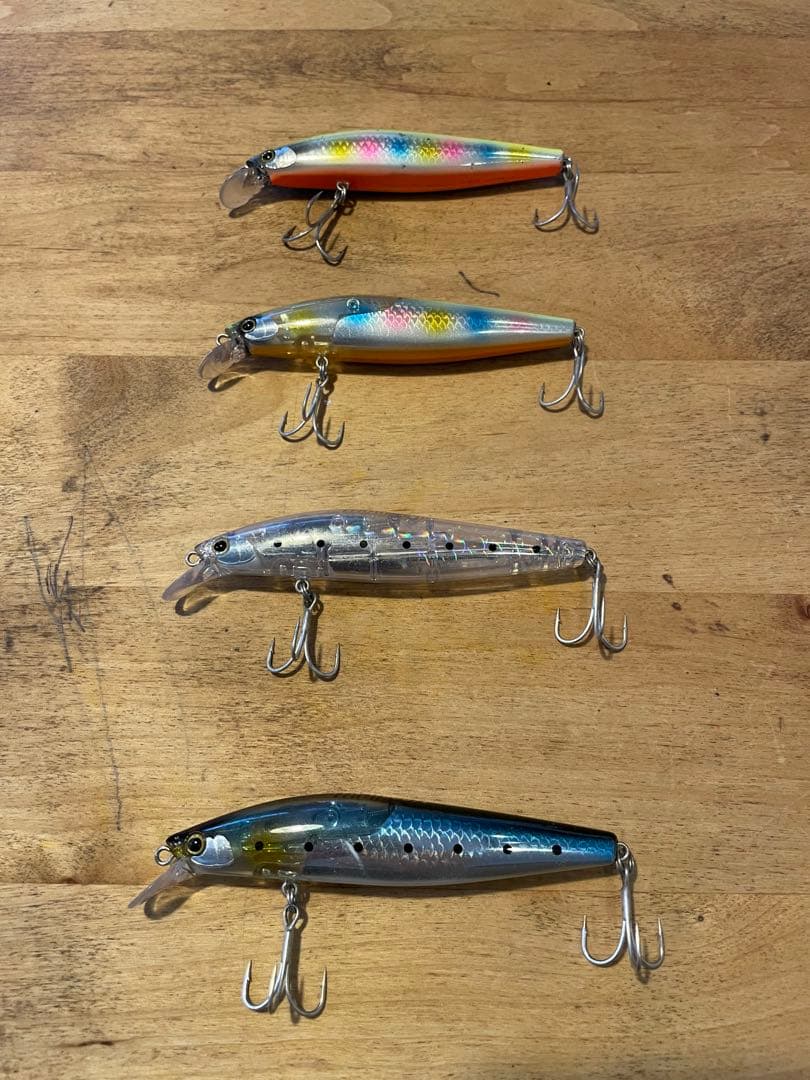 シマノ サイレントアサシン ➕ リングスター タックルボックス