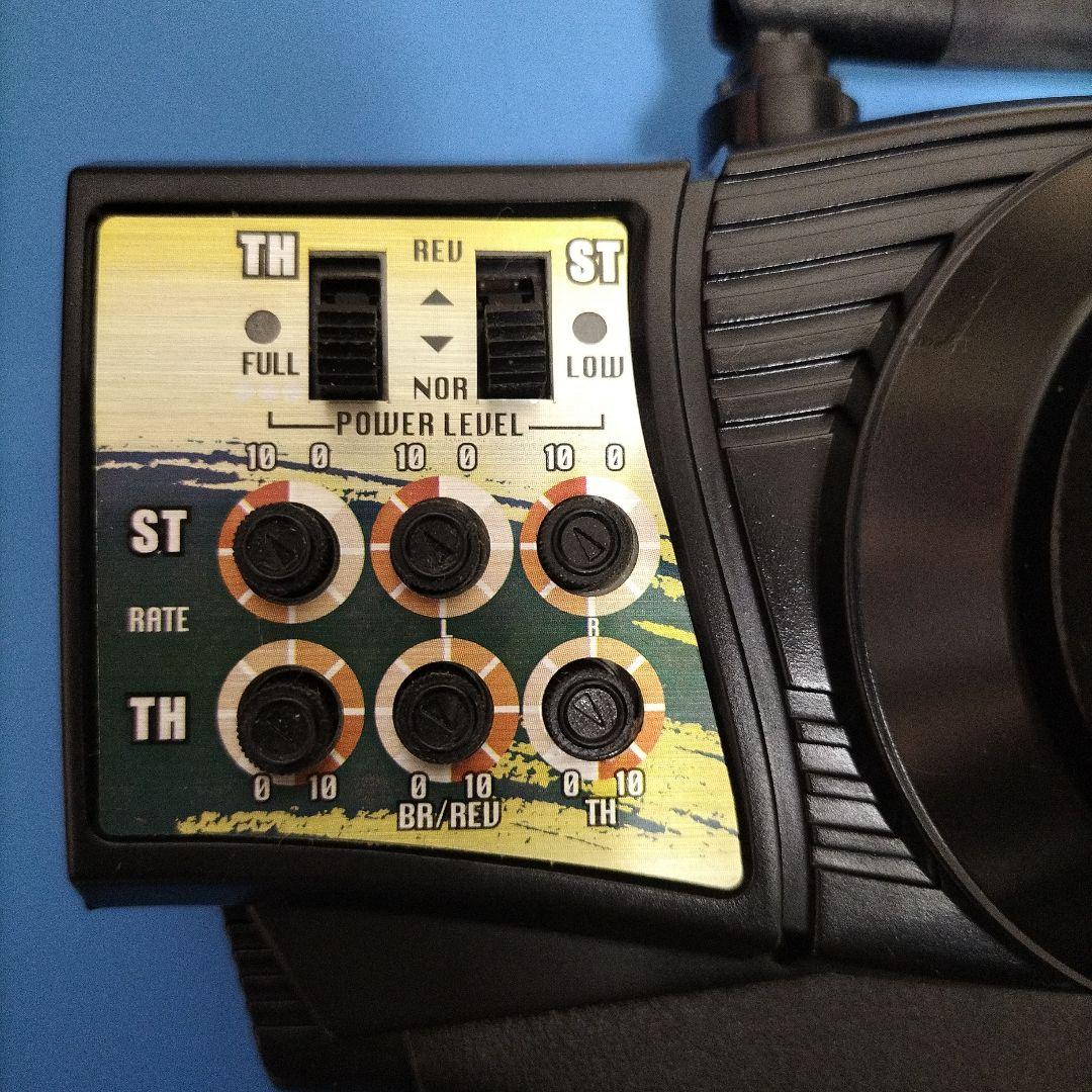 プロポ2.4GHz（新品のサーボ・アンプ・送信機 
付き）