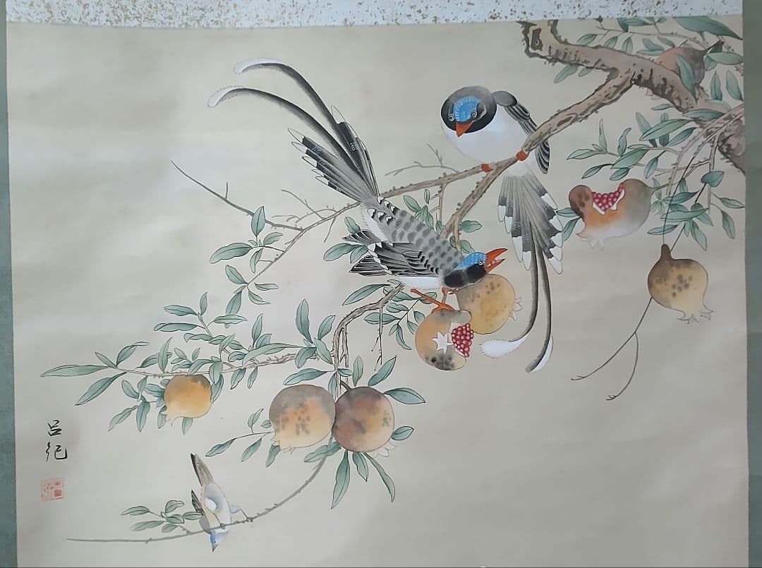 掛け軸大判 梅鳩図 銘あり 呂記 直筆