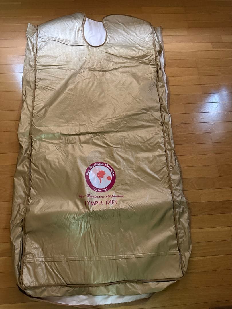 美品　ピュアルネッサンス　ホルミシス エスティーマットカバー