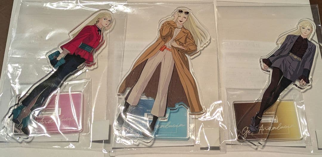 閃光のハサウェイ　キルケーの魔女　ギギ　アクリルスタンドセット