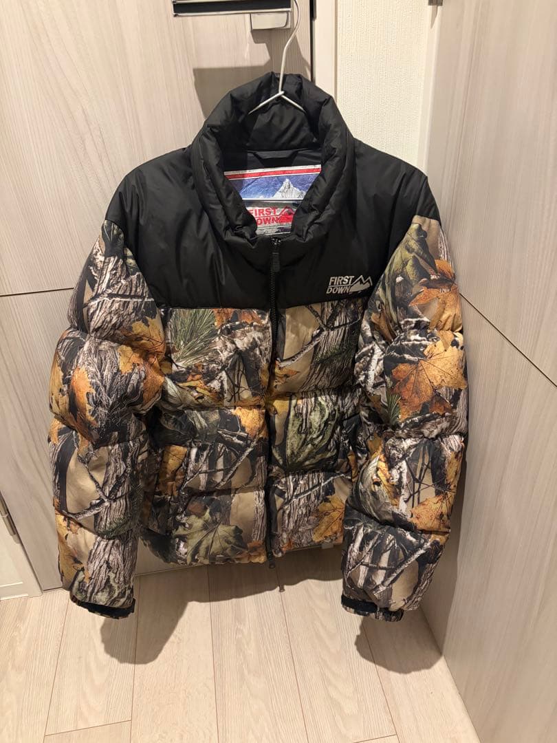 ファーストダウン　ダウンジャケット　リアルツリーカモ　迷彩　ヌプシ
