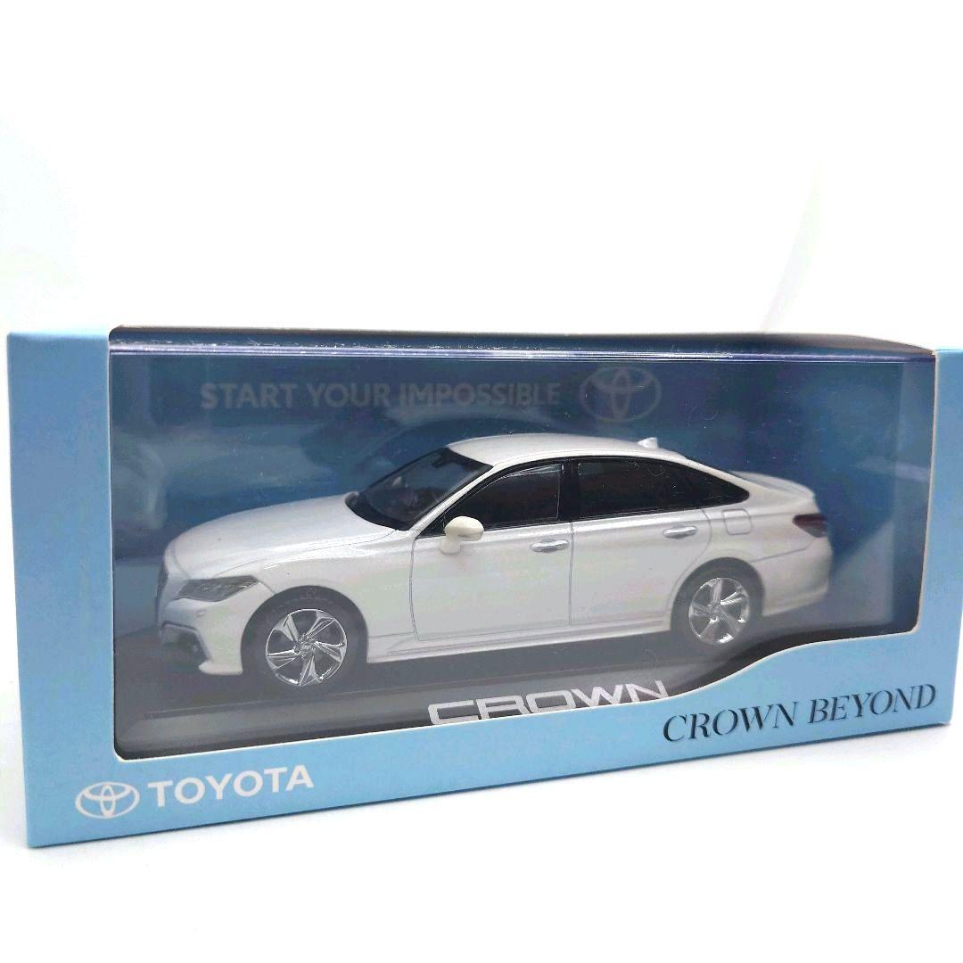 1/30 トヨタ　220クラウン　カラーサンプル　ホワイトパール