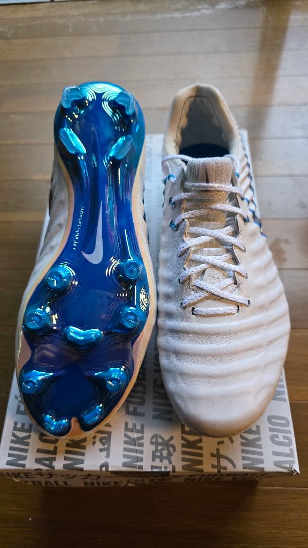 NIKEティエンポレジェンド7FG 26㎝