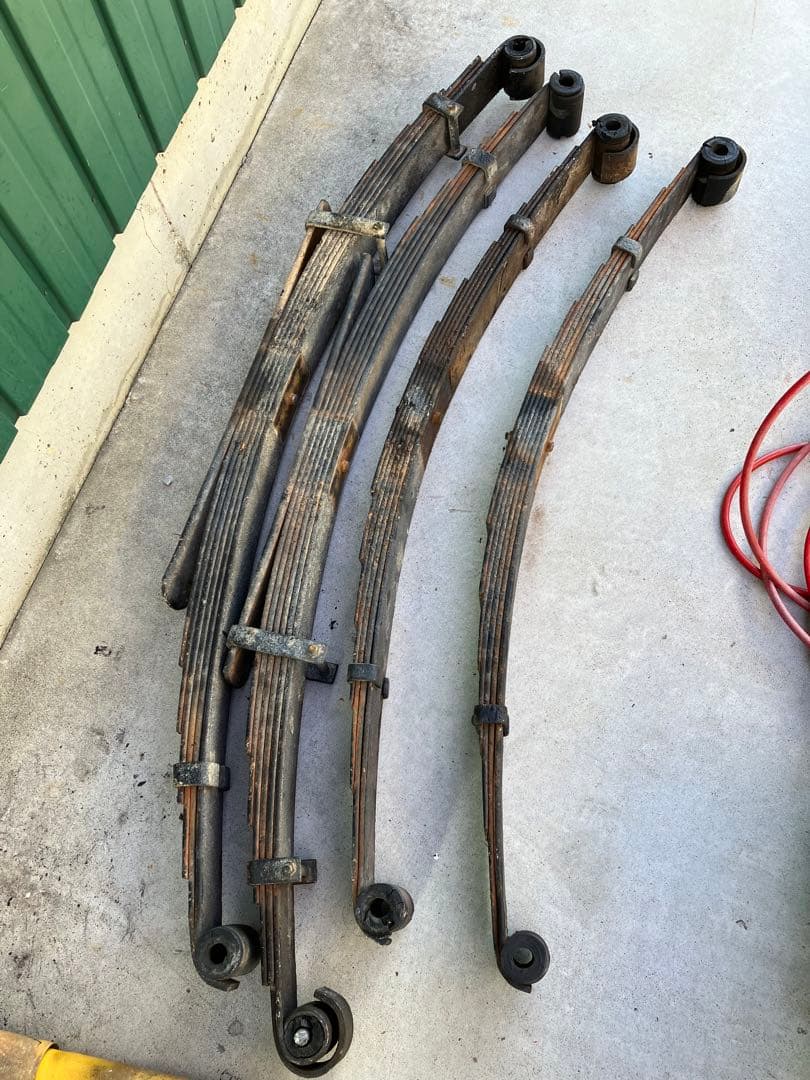 純正リーフサスペンション、ランクル４０用