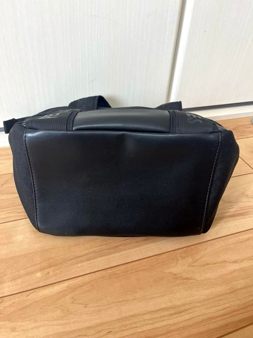 近年モデル 極美品 パーリーゲイツ ペイントロゴシリーズ カートバッグ