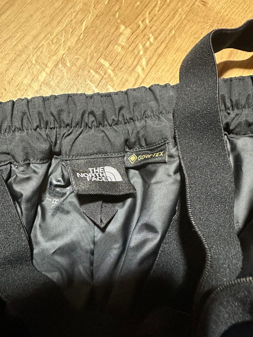 ノースフェイス (ゴアテックス) スキー・スノボーパンツ(140)
