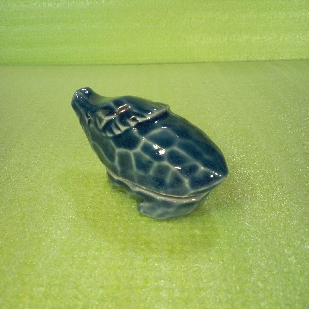 イノシシ型香合　干支香合　レア　希少　香を収納する蓋付きの小さな容器　陶器製？