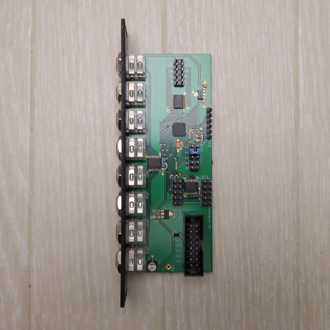 expert sleepers FHX-8GT ①