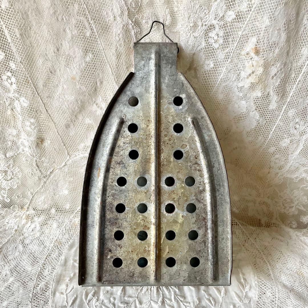 木と金属のアイロン台　北欧ヴィンテージ　アンティーク　フォトスタンド　フレーム