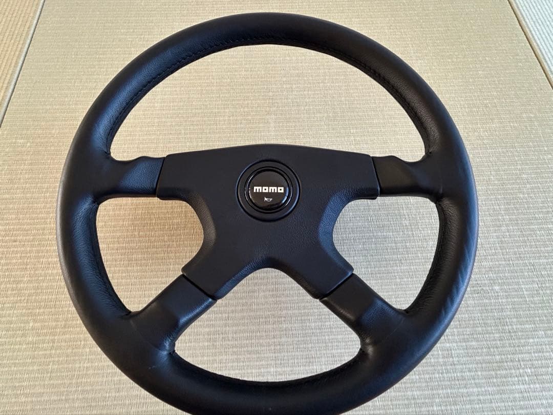 スバル　レガシィ　momoステアリング　当時物　流用に