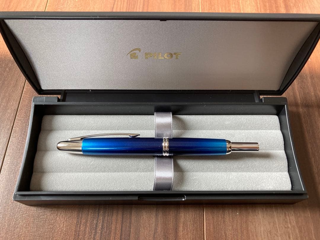 キャップレス万年筆　ディープシー（Deep Sea）F 細字