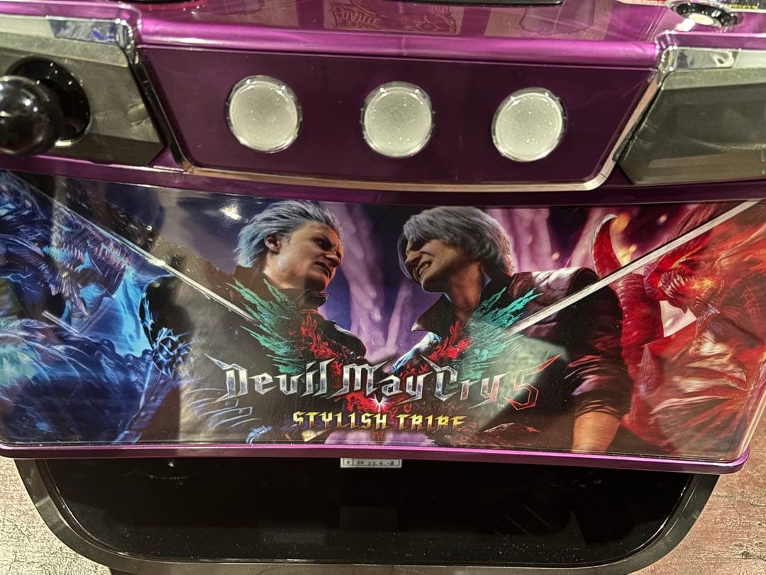 パチスロ実機【デビルメイクライ 5】ユニット付 無段階ボリューム付 送料無料❗️