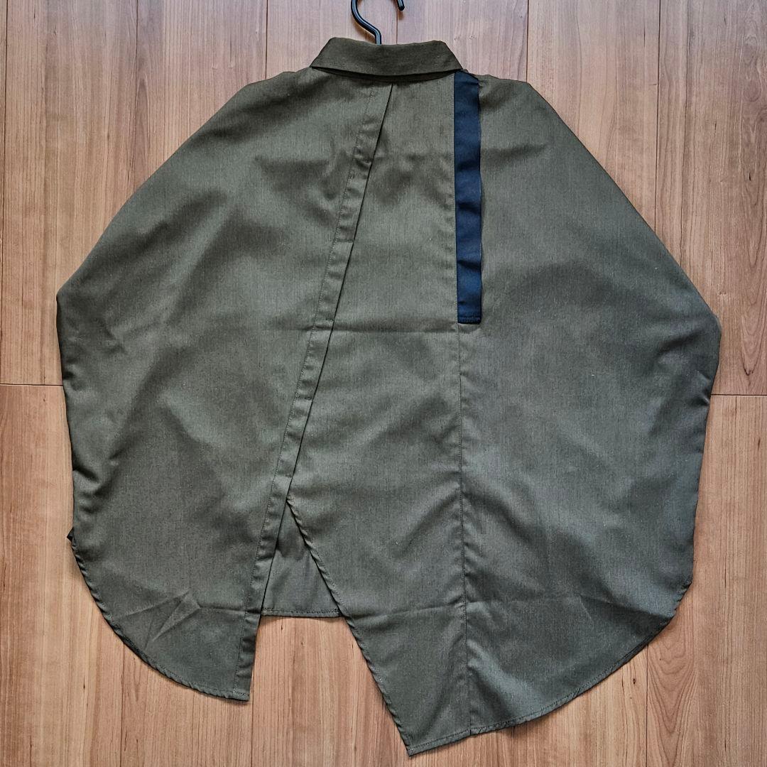 【未使用】ブランバスク　アシンメトリ－　パールボタン　シャツ