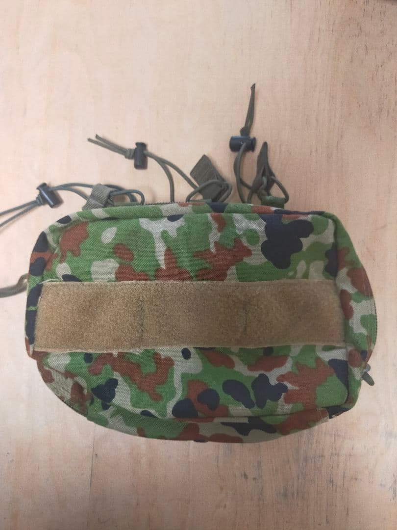 L.E.M. Supply Co.　メディックマグポーチ