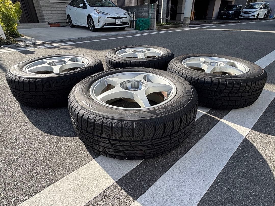 17インチ トーヨータイヤ スタッドレス　アルファード20系30系 中古