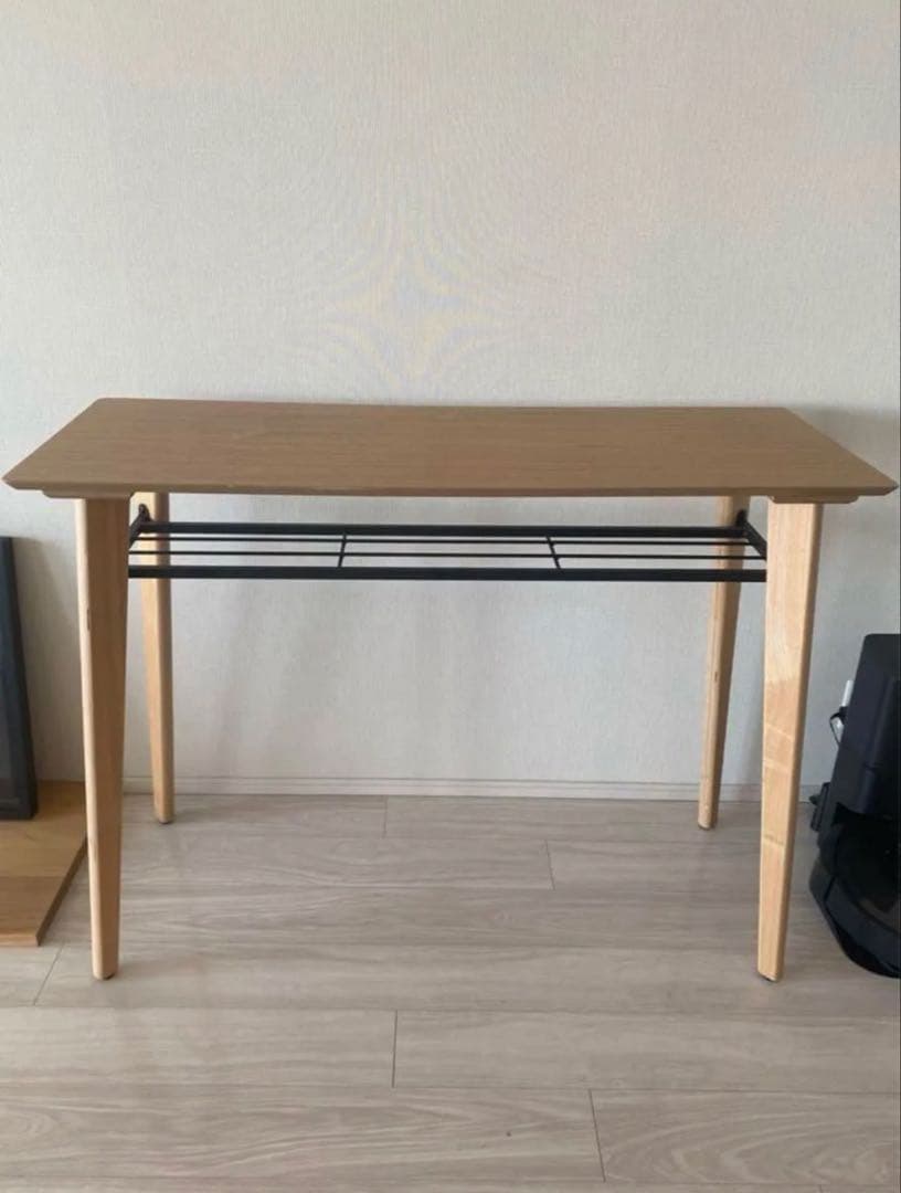 【値下げしました】木製カウンターテーブル シンプルデザイン