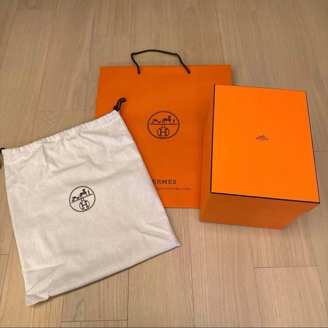 ピコタン　空箱　HERMÈS ギフトボックス 　他サイト出品中　価格変動あり