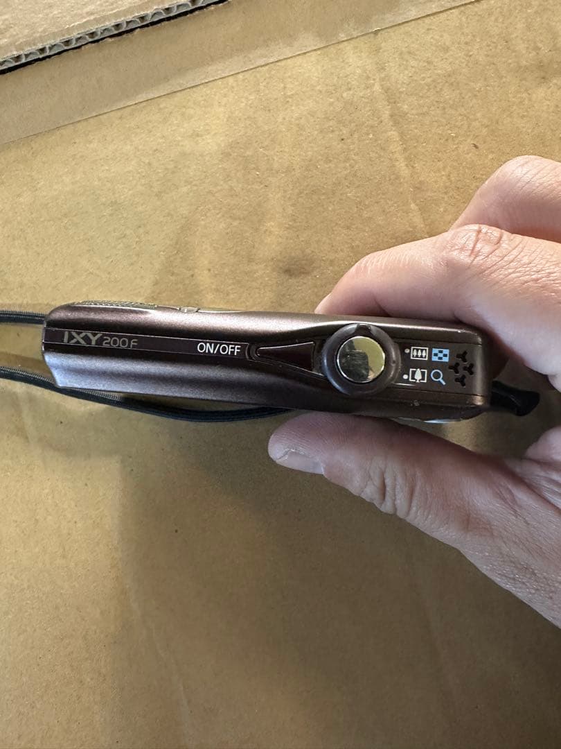 Canon IXY 200F デジタルカメラ