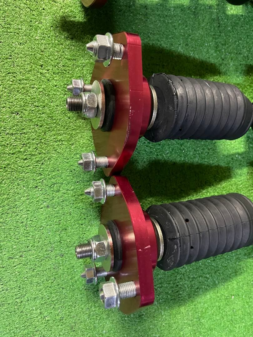 美品　レクサスGS 10系　車高調　フルタップ　GRL10 2WD用　AWL