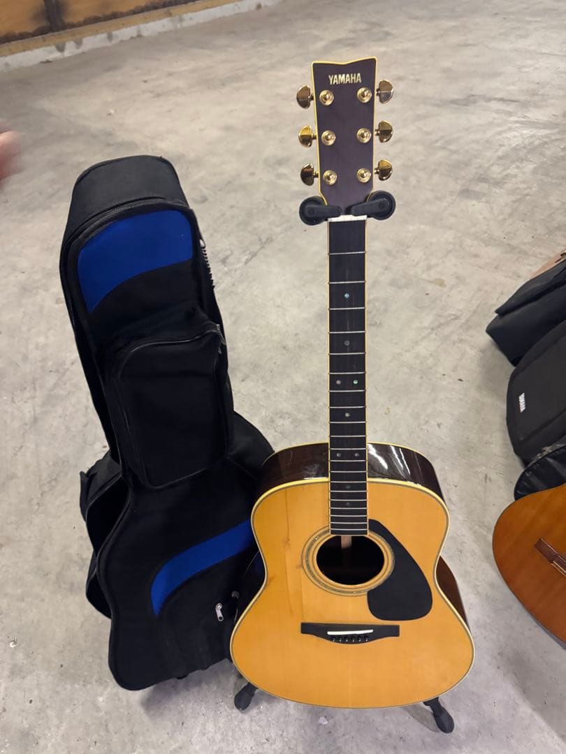 Yamaha アコースティックギター ギターケース付き