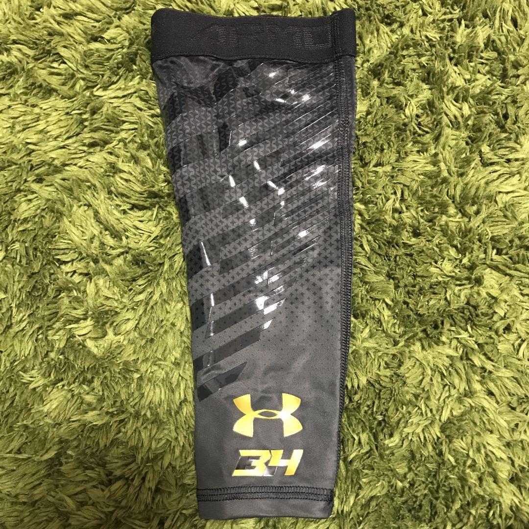 ブライスハーパーモデル　アームスリーブ