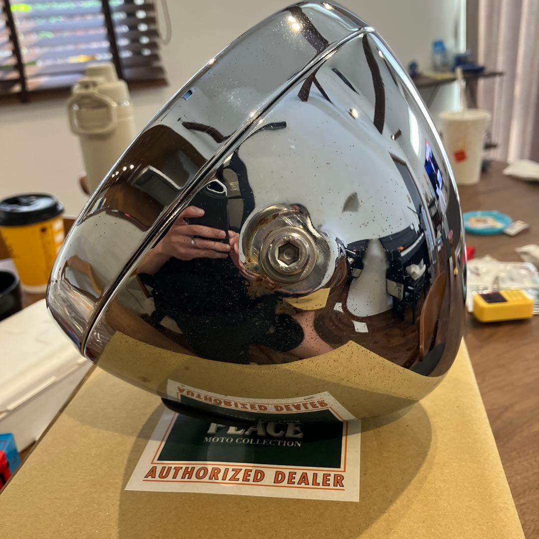 ルーカスヘッドライト　ペイトンプレイス　SR400 メッキ　ケース