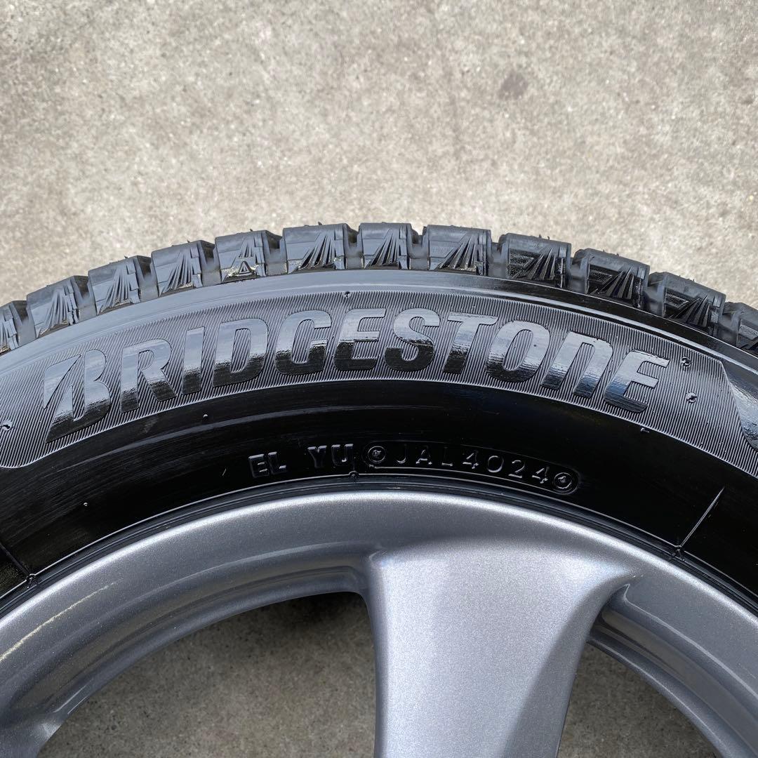 中古バリ溝ブリヂストンスタッドレスセット175/65R15アクア、フィット