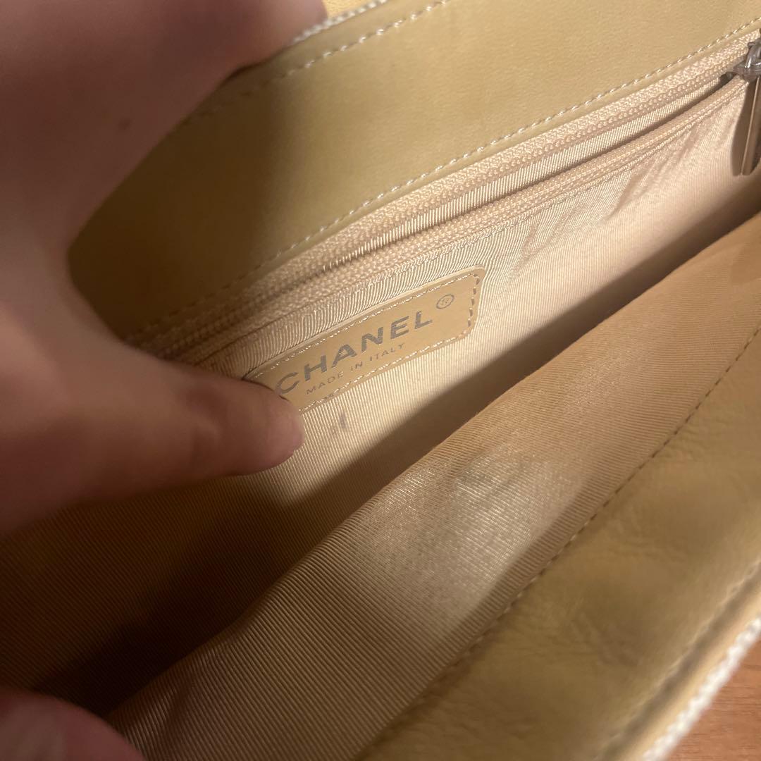 CHANELカメリアショルダーバッグ キャンバス×パテントレザー ベージュ
