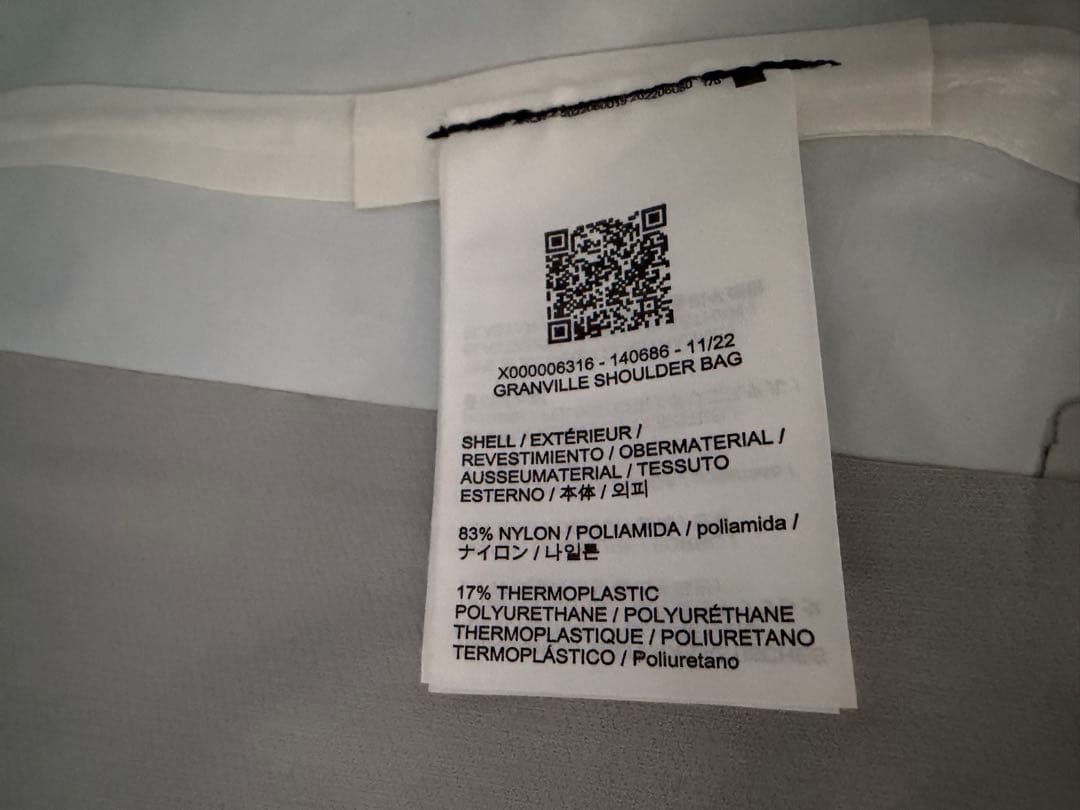 ARC’TERYX グランヴィル ショルダーバッグ