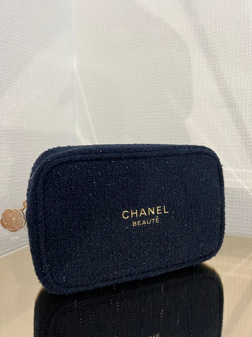 CHANEL2025クリスマスコフレグロス3本限定ポーチラッピングチャーム付