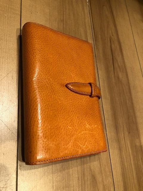 ブレイリオ　システム手帳６穴