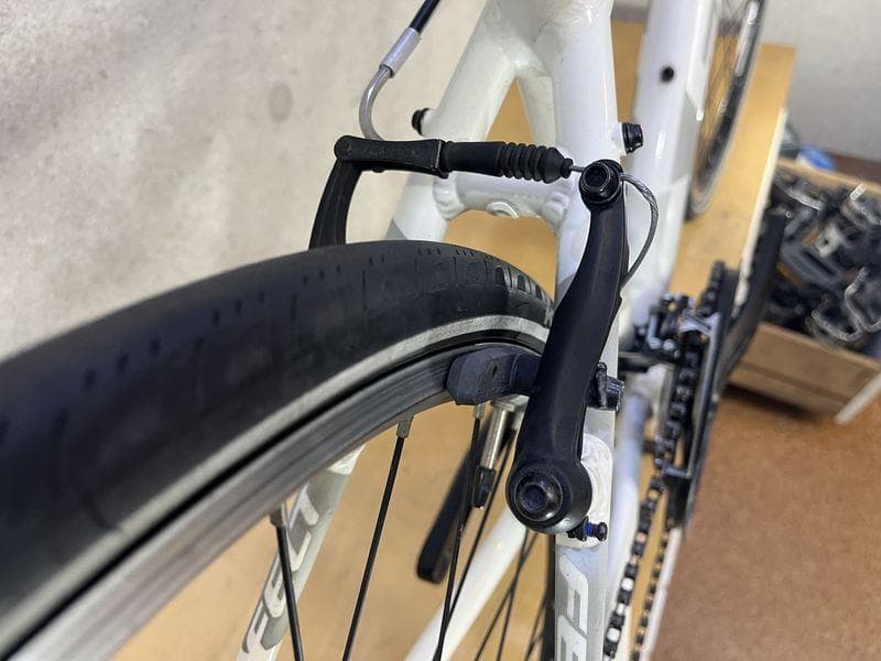 FELT　VERZA　SPEED　５０　sizeS クロスバイク