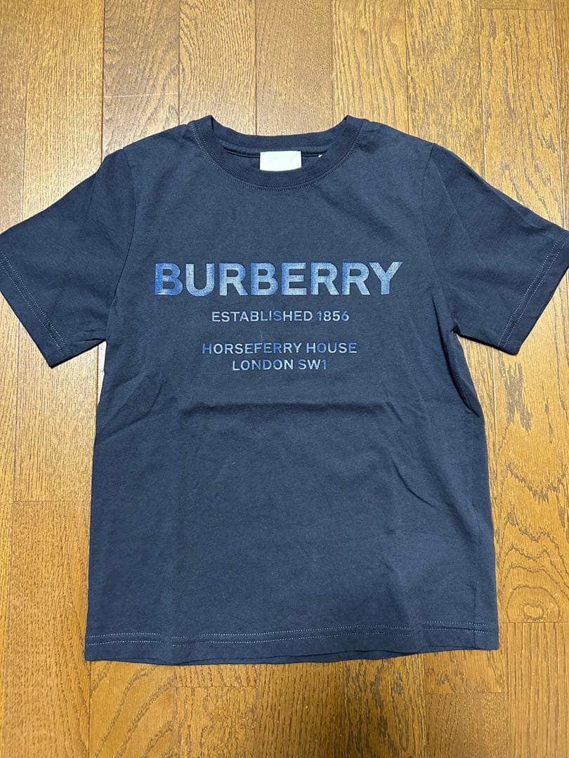バーバリー★ロゴTシャツ8Y