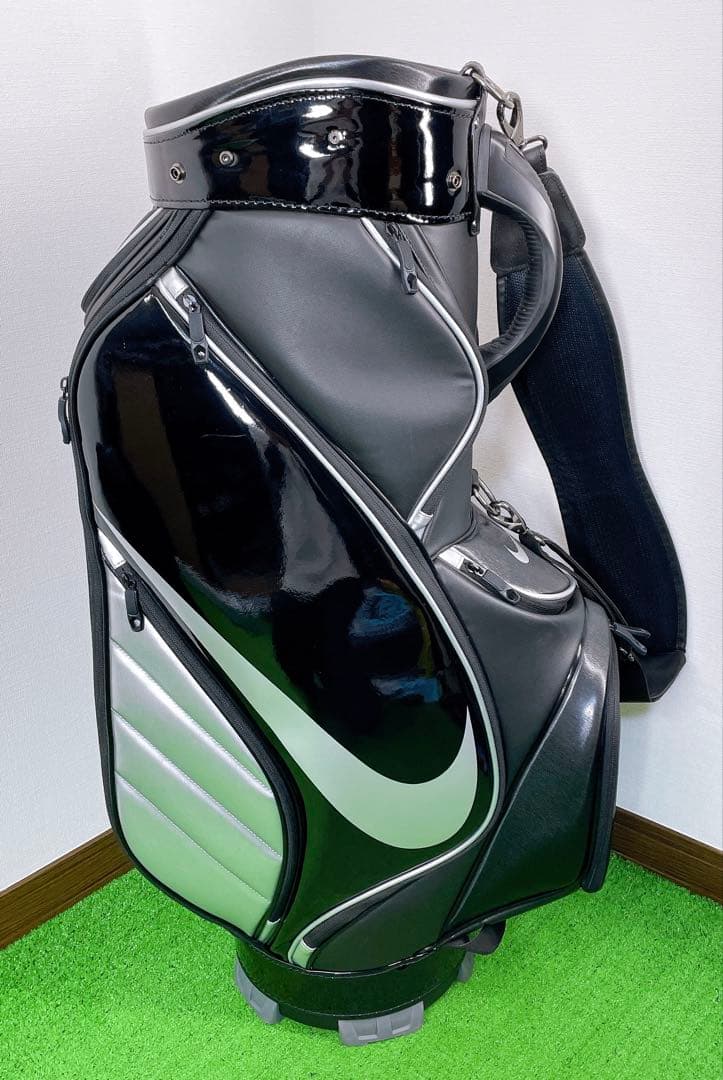 美品　NIKE キャディバック　ブラックxシルバー　GF3006 9型　黒