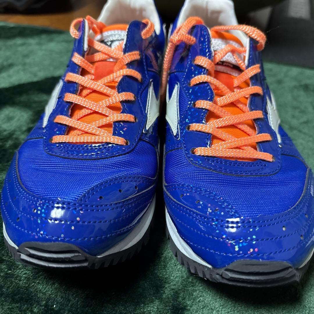 新品箱あり 激レア ビルトトレーナー2 レディース 23cm ホログラムモデル