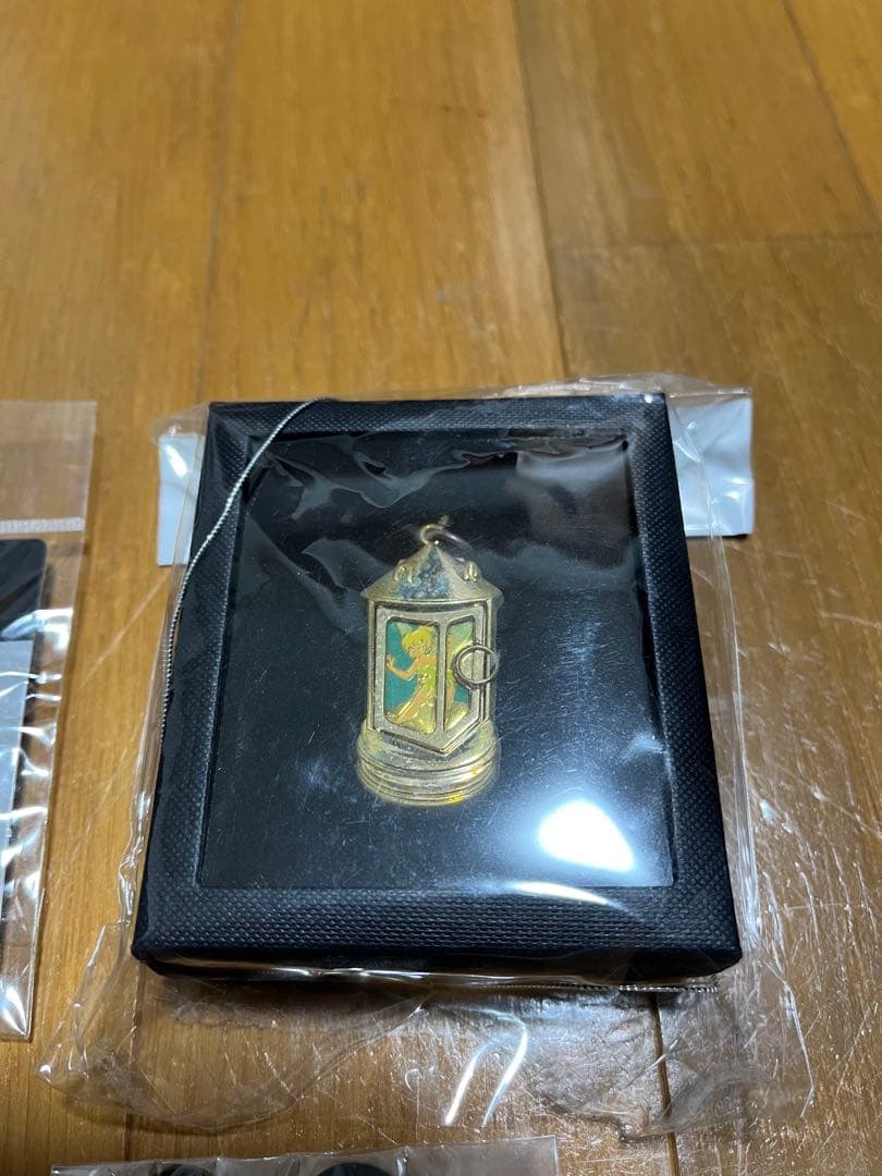 ディズニー　ティンカー・ベル　ピンバッジセット