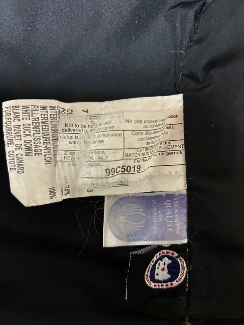 カナダグース ブラック ダウンベスト