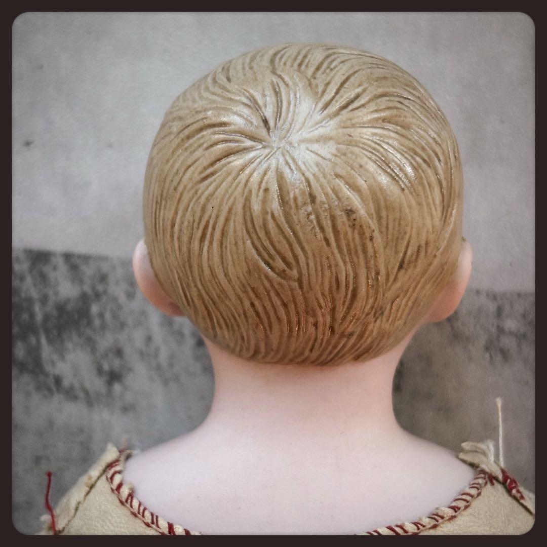 アンティーク　 ブロンドの少年　ビスクドール グラスアイ