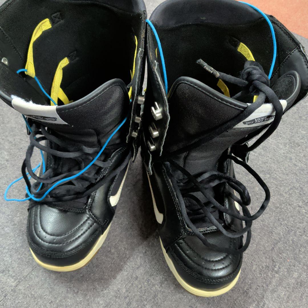 VANSスノボードブーツ
