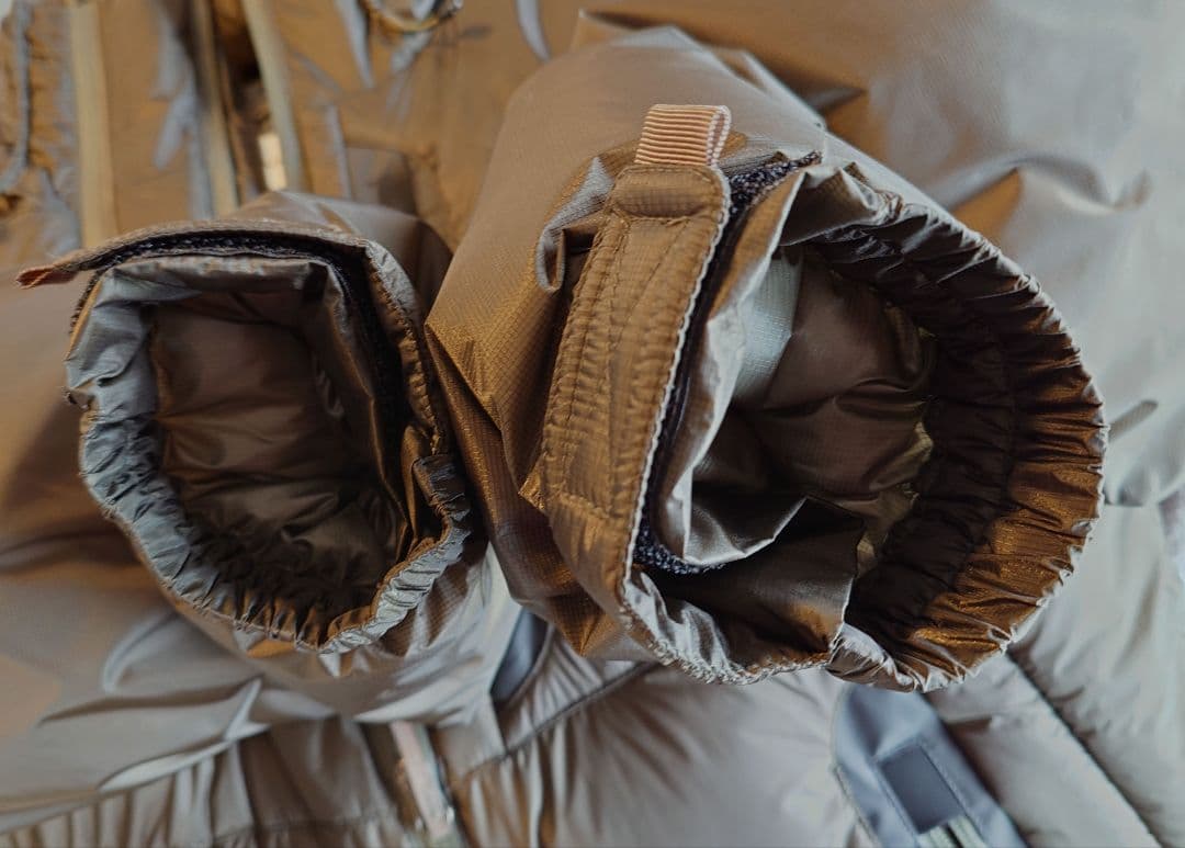 ナンガ　オーロラライトダウンジャケット XL カーキグリーン