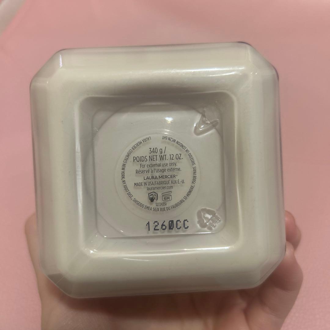 【M】ローラメルシエ アンバーバニラ ボディクリーム