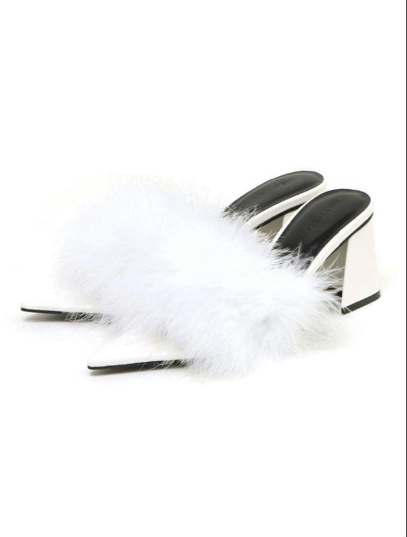 meltthelady ポインテッドファーミュール ホワイト