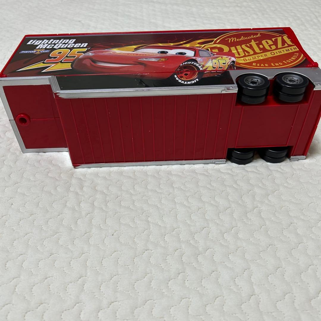 カーズトミカ たくさんのせよう！大きなマック